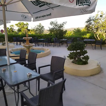 Nymph Pensionat Sálakos