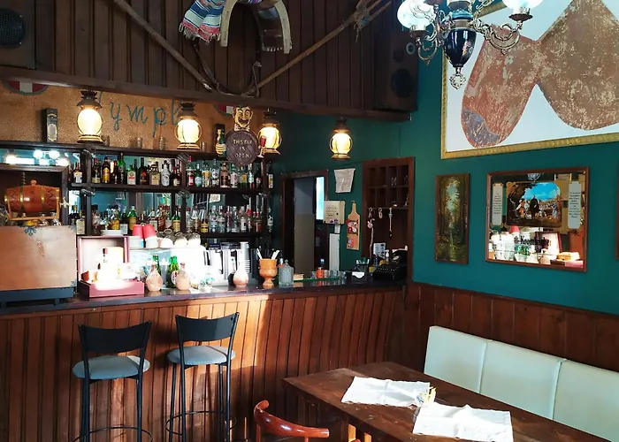 Nymph سالاكوس