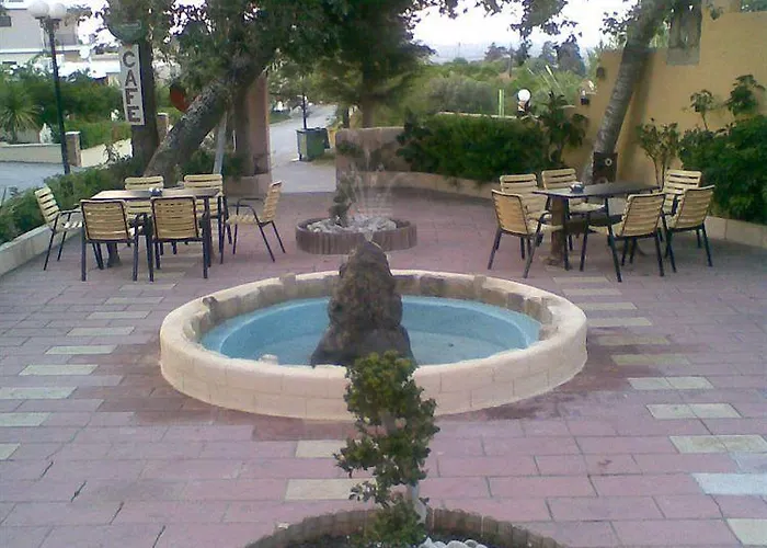 Nymph 3* سالاكوس