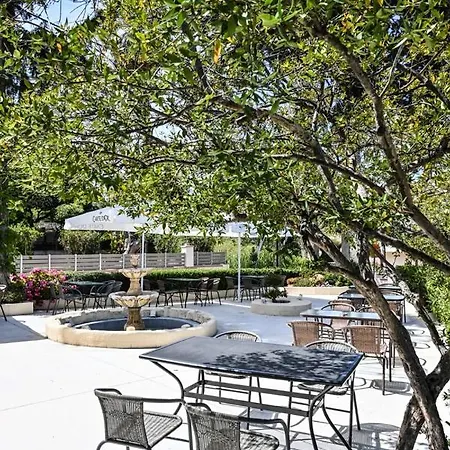 Pensionat Nymph Sálakos