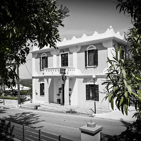 Pensionat Nymph Sálakos