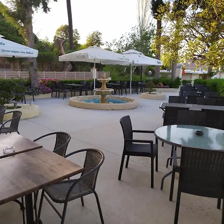 Nymph Pensionat Sálakos