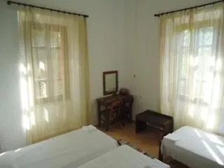 Nymph Pensionat Sálakos