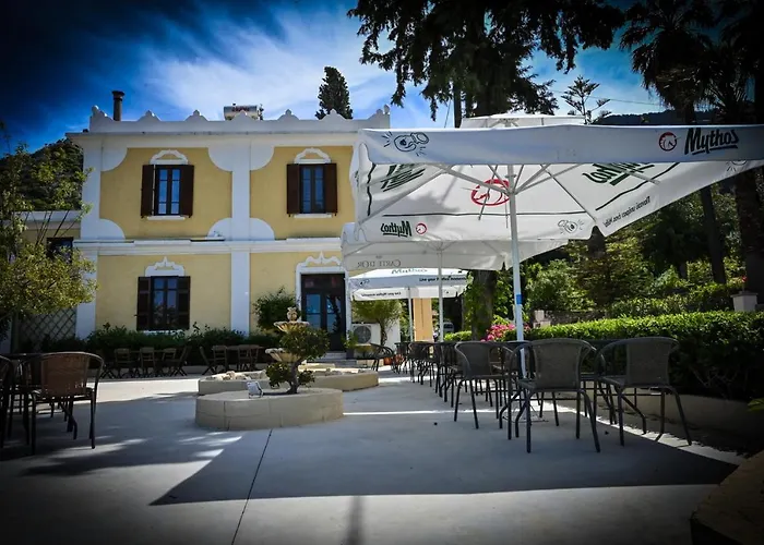 Nymph בית הארחה