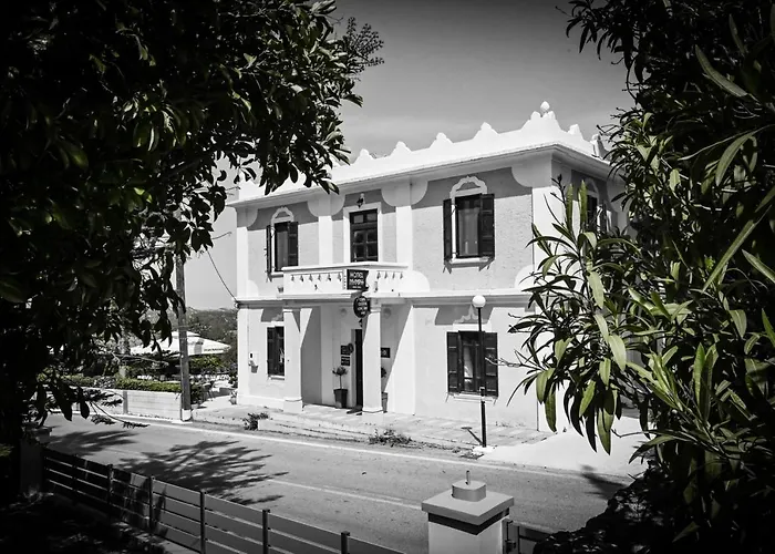 招待所 尼姆费旅馆 Sálakos