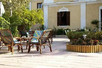 招待所 尼姆费旅馆 Sálakos