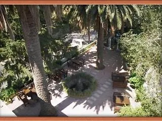 招待所 尼姆费旅馆 Sálakos