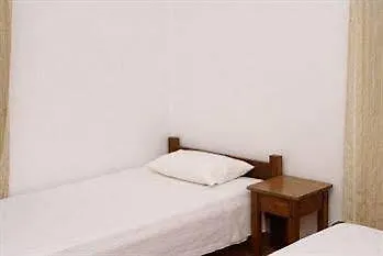 尼姆费旅馆 招待所